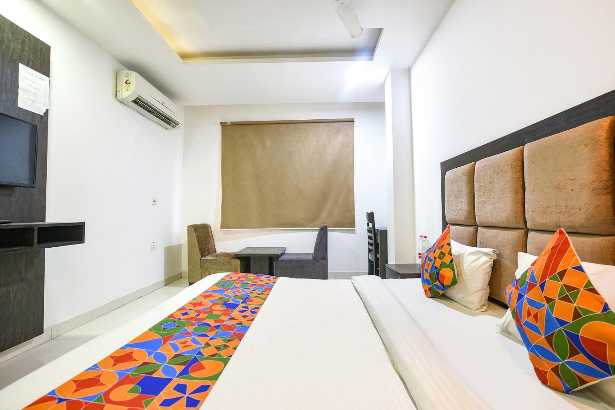 Hotel LAXMI SUITES Near Delhi Airport New Delhi Buitenkant foto